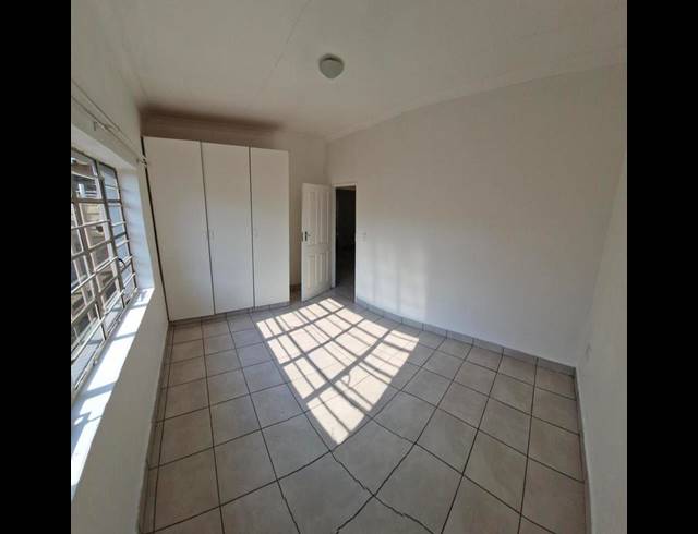 3 BEDROOM PROPERTY TO RENT IN BRENTHURST